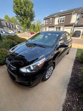 Black 2016 Hyundai Accent SE