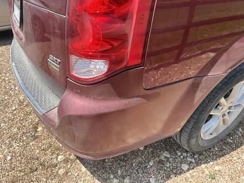 Red 2014 Dodge Grand Caravan SXT