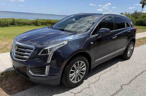 Blue 2018 Cadillac XT5 Luxury