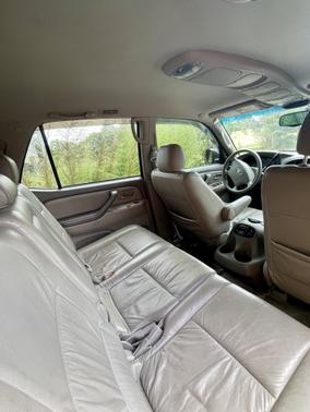 2005 Toyota Sequoia SR5