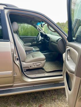 2005 Toyota Sequoia SR5