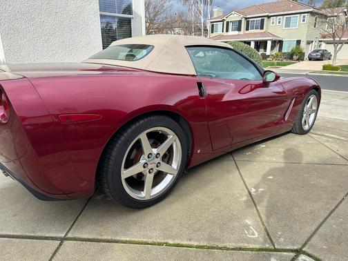 2006 Chevrolet Corvette Base