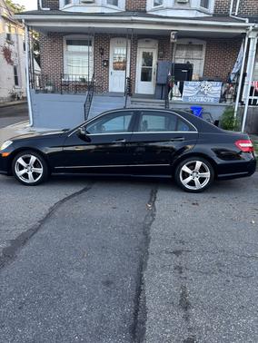 Black 2010 Mercedes-Benz E-Class E 350 4MATIC