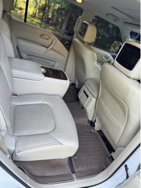 2017 INFINITI QX80 Base