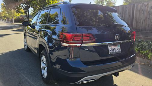 Blue 2019 Volkswagen Atlas 3.6L SE