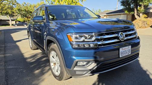 Blue 2019 Volkswagen Atlas 3.6L SE