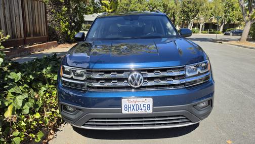 Blue 2019 Volkswagen Atlas 3.6L SE