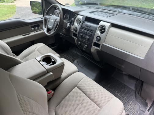 2010 Ford F-150 XLT SuperCrew