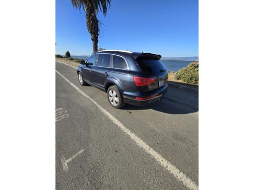Blue 2011 Audi Q7 3.0 TDI Premium