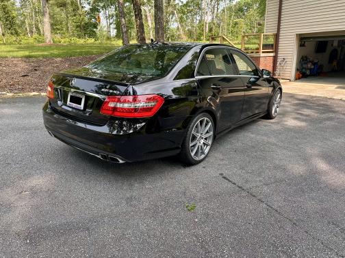 2011 Mercedes-Benz E-Class E 63 AMG