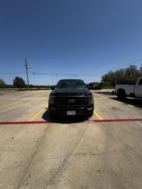 Black 2022 Ford F-150 XLT