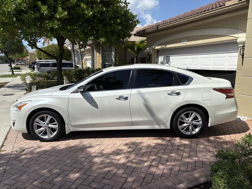 2014 Nissan Altima 2.5 SV