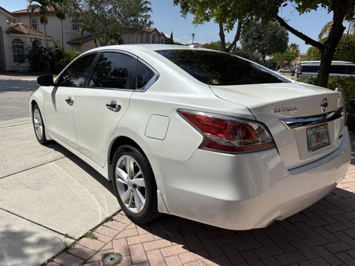 2014 Nissan Altima 2.5 SV
