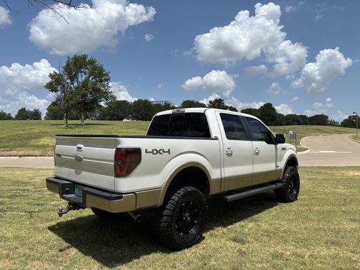 White 2012 Ford F-150 Lariat