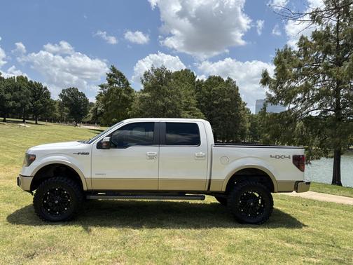 White 2012 Ford F-150 Lariat