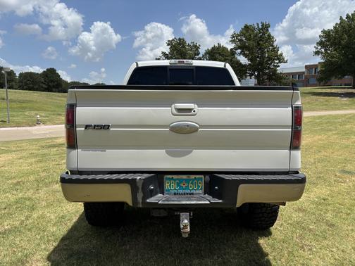 White 2012 Ford F-150 Lariat