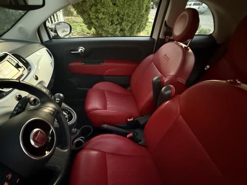 2017 FIAT 500 Lounge
