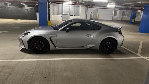 2025 Toyota GR86 Premium