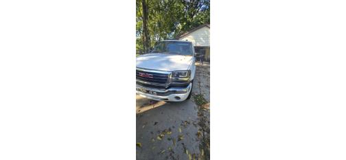 2004 GMC Sierra 2500 SLE H/D Crew Cab
