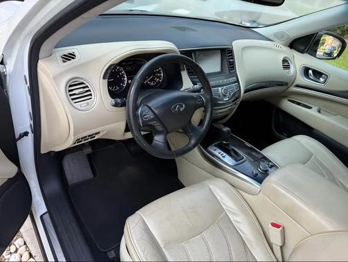 White 2015 INFINITI QX60 Base
