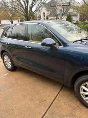 2014 Porsche Cayenne Cayenne