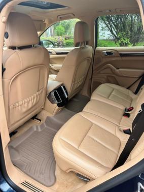 2014 Porsche Cayenne Cayenne