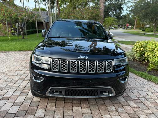 2020 Jeep Grand Cherokee Overland