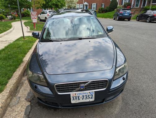 Photo 4 of 13 of 2007 Volvo V50 T5