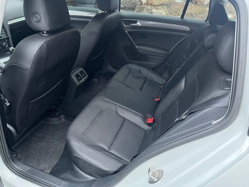 2018 Volkswagen Golf Alltrack TSI S