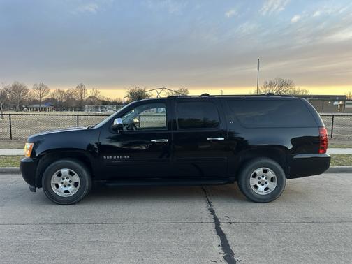 2011 Chevrolet Suburban 1500 LT