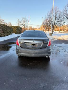2010 Lincoln MKS Base
