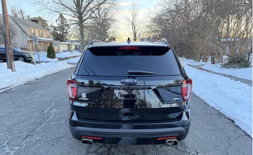 Black 2016 Ford Explorer Sport