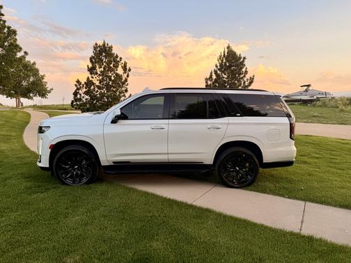 White 2021 Cadillac Escalade Sport