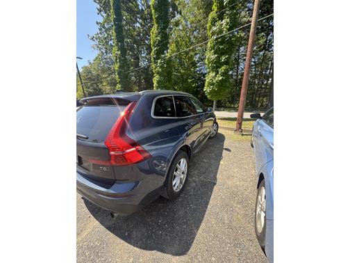 2018 Volvo XC60 T5 Momentum