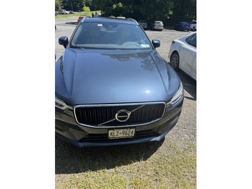 2018 Volvo XC60 T5 Momentum