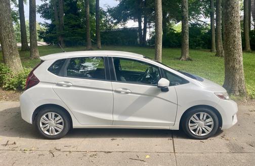 White 2016 Honda Fit LX