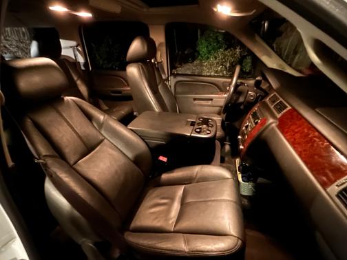 2012 Chevrolet Suburban 1500 LT