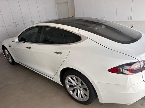 White 2017 Tesla Model S 90D