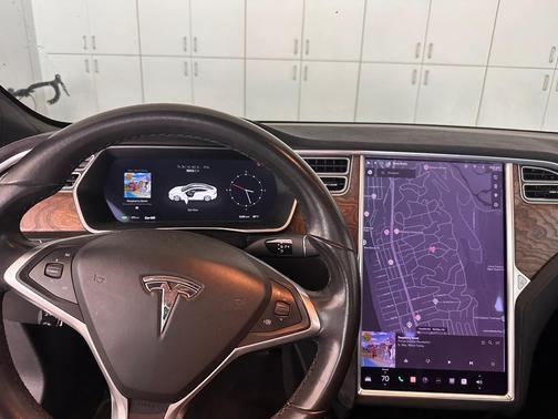 White 2017 Tesla Model S 90D