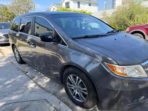 Gray 2012 Honda Odyssey EX-L