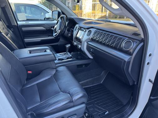 2018 Toyota Tundra Platinum