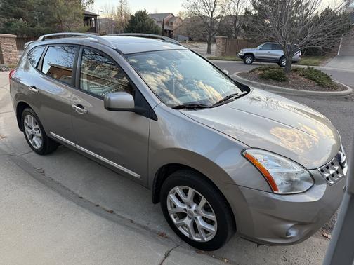 2011 Nissan Rogue SV
