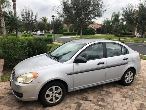 2009 Hyundai Accent GLS