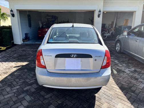 2009 Hyundai Accent GLS