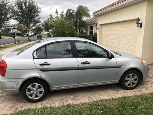 2009 Hyundai Accent GLS