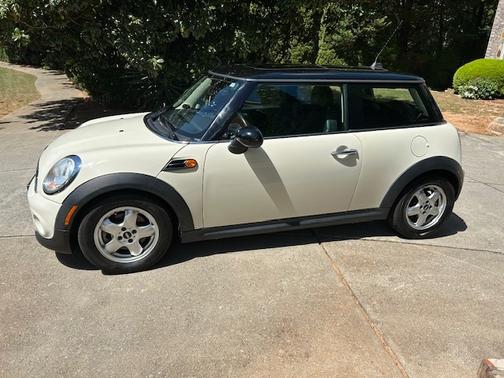 2011 MINI Cooper Base