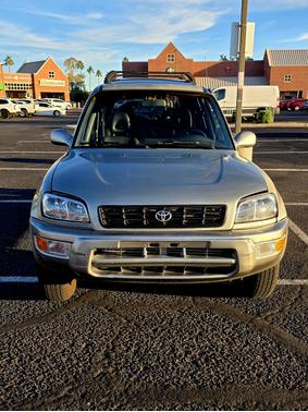 2000 Toyota RAV4 Base
