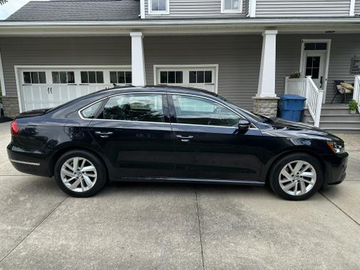 2018 Volkswagen Passat 2.0T SE