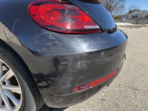 2017 Volkswagen Beetle 1.8T SEL