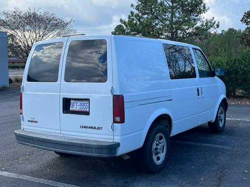 2005 Chevrolet Astro Base